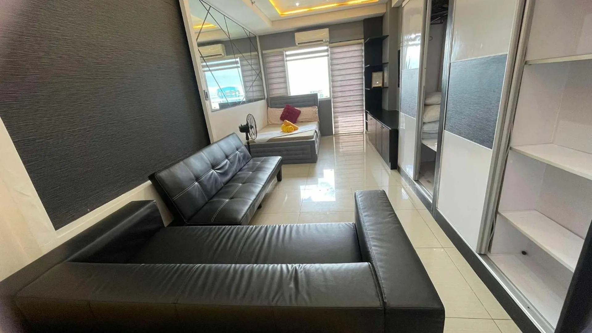 1553 Moa View Bigcut Apartment Manila